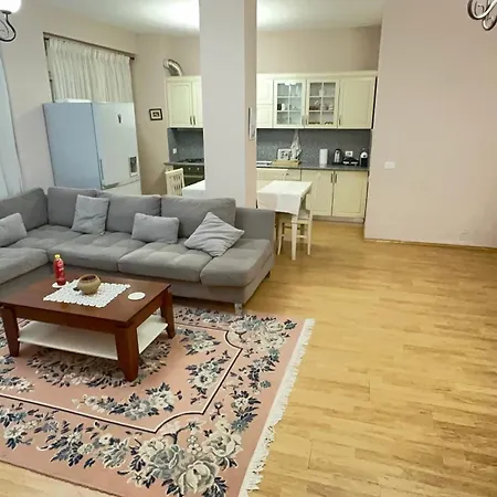 Urban Heaven Apartment